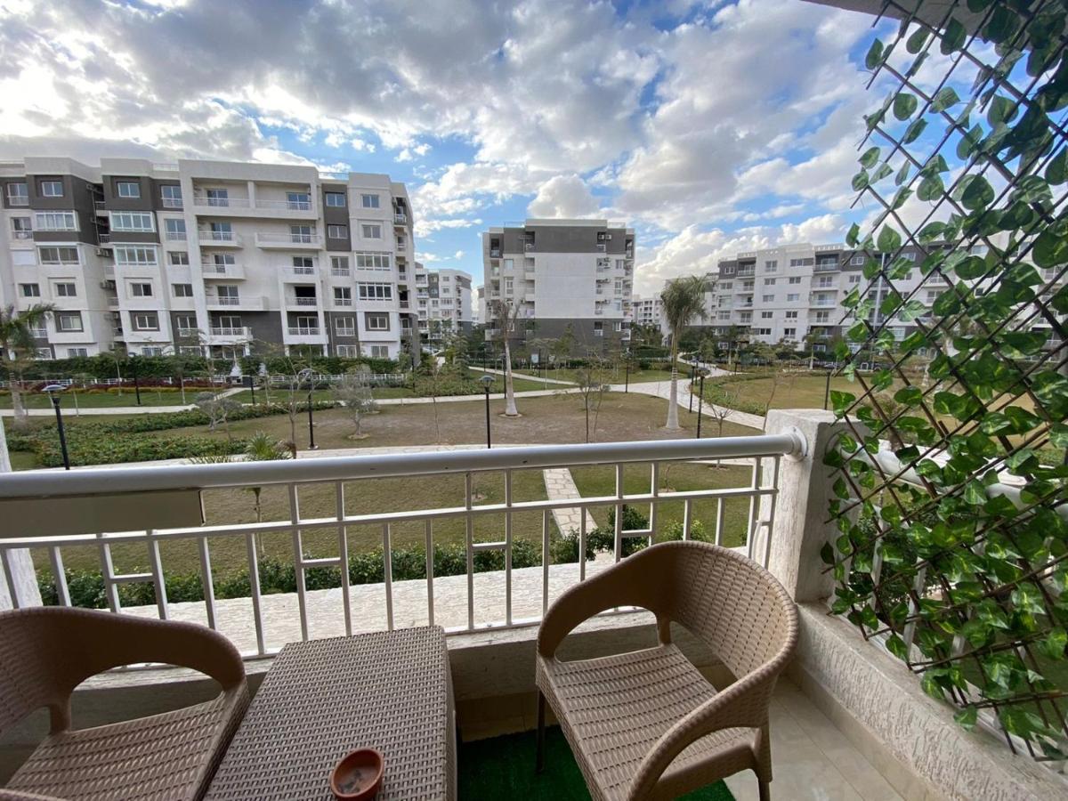Madinaty Well-Furnished 3- Bedroom Apartment - شقة فندقيه للايجار مدينتي Madinat ash Shuruq エクステリア 写真